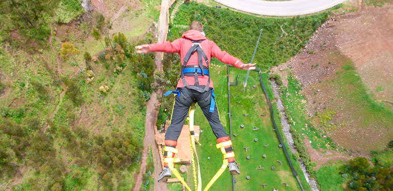 BUNGEE JUMPING IN CUSCO